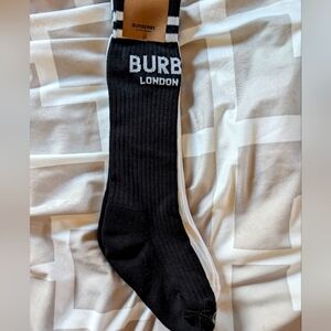 Brans New! Burberry kids socks (2 pairs)